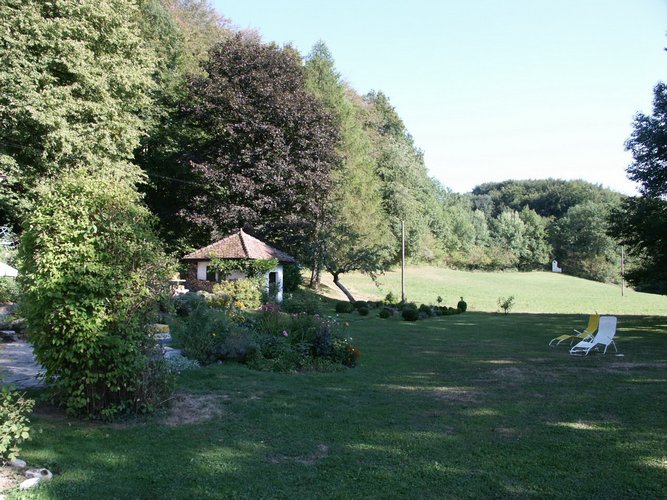 Click to see next picture