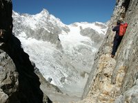 Click to see big picture (667x500 pixels; 112 KB)