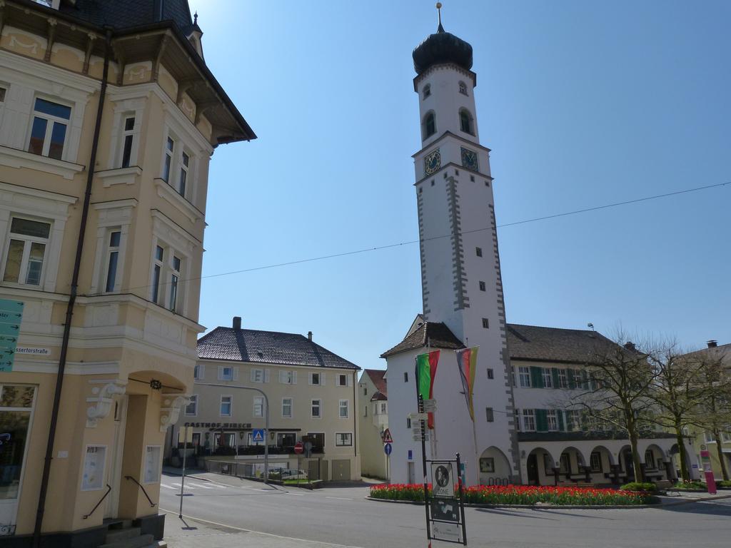 Cliqeu pour voir l'image suivante