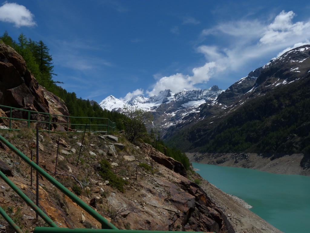 Cliqeu pour voir l'image suivante