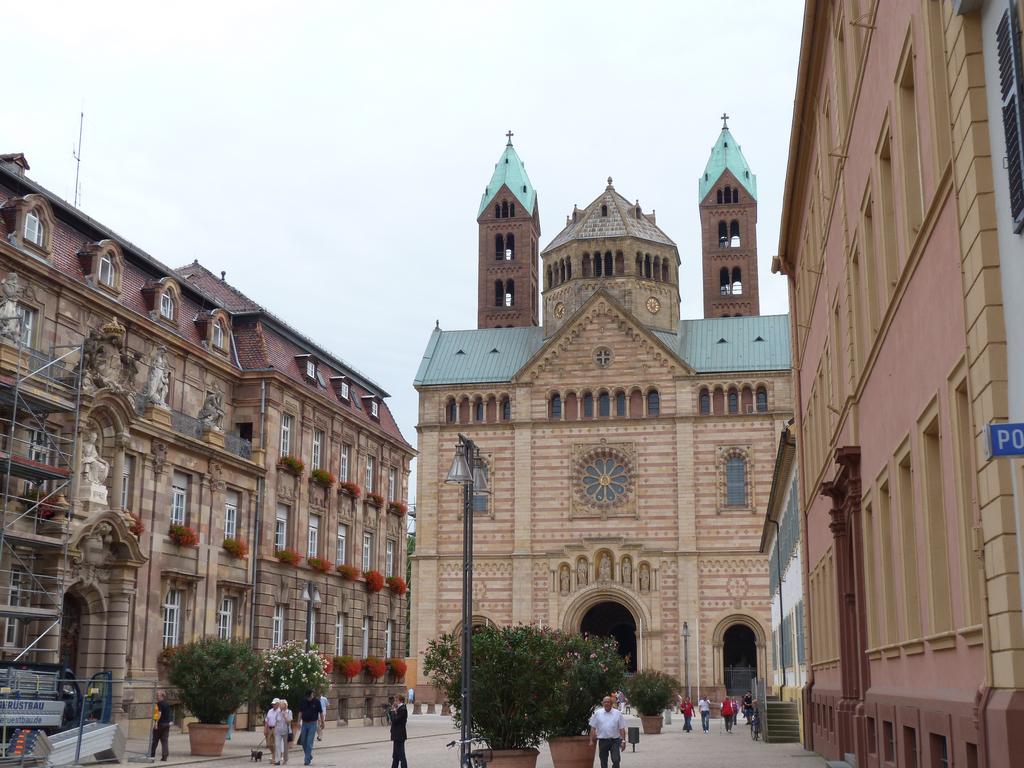 Clic pour l'image suivante