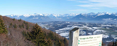 Clic pour agrandir l'image (1024x402 pixels; 75 KB)