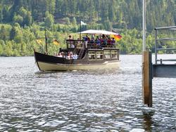 Click to see big picture (1024x768 pixels; 220 KB)