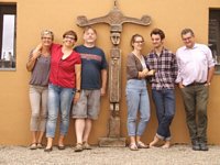 Click to see big picture (1024x768 pixels; 82 KB)