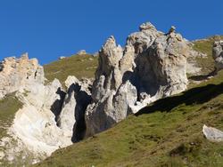 Click to see big picture (1024x768 pixels; 142 KB)