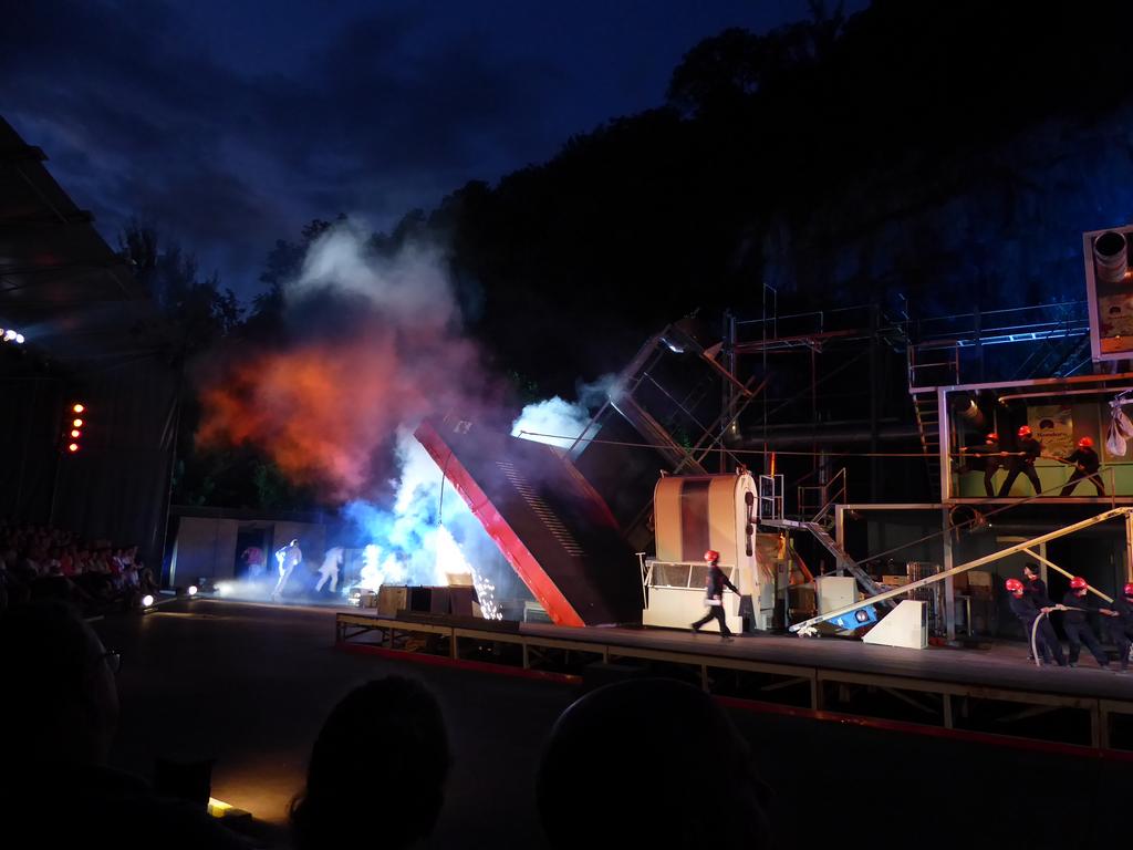 {Clic pour voir plus grand}