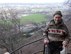 Click to see big picture (1024x768 pixels; 178 KB)