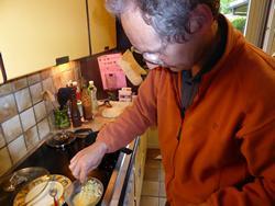 Click to see big picture (1024x768 pixels; 97 KB)